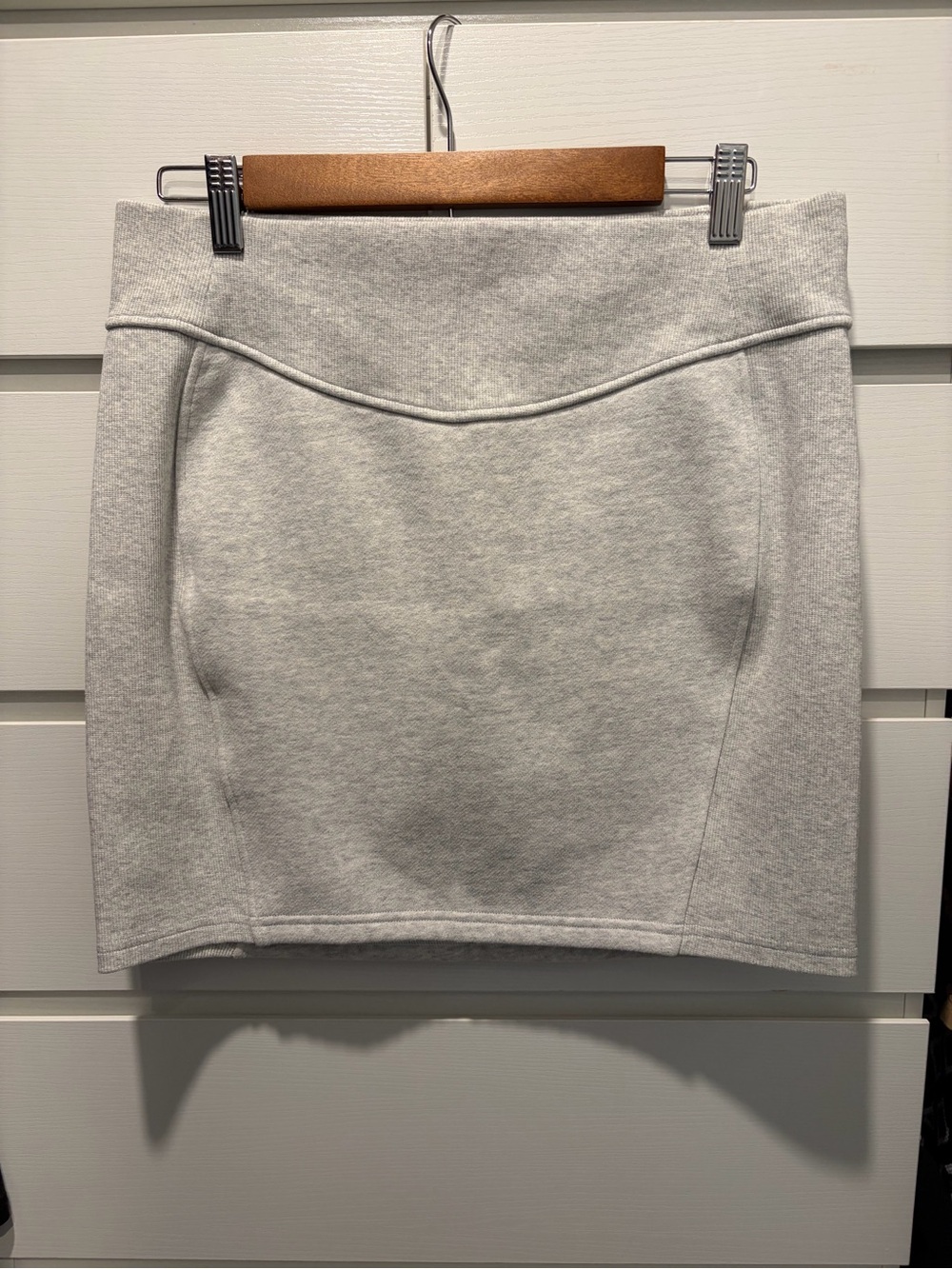 Lululemon Scuba High-Rise Heatheted Grey Mini Skirt Large